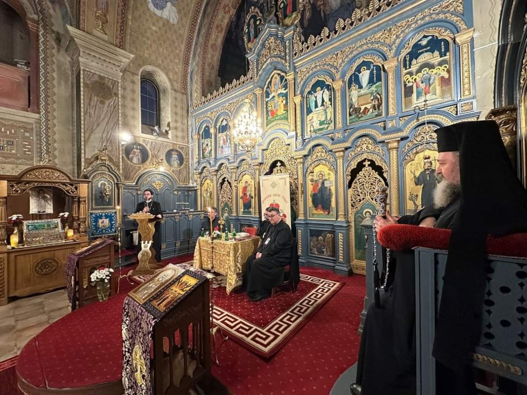 Profesori din Timișoara în dialog cu preoții din Episcopia Dacia Felix 289999