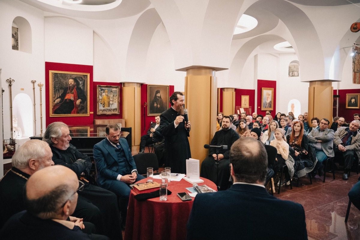 Volumul „Libertatea duhului și sclavia modernă” lansat la Muzeul Mitropoliei Clujului 290103