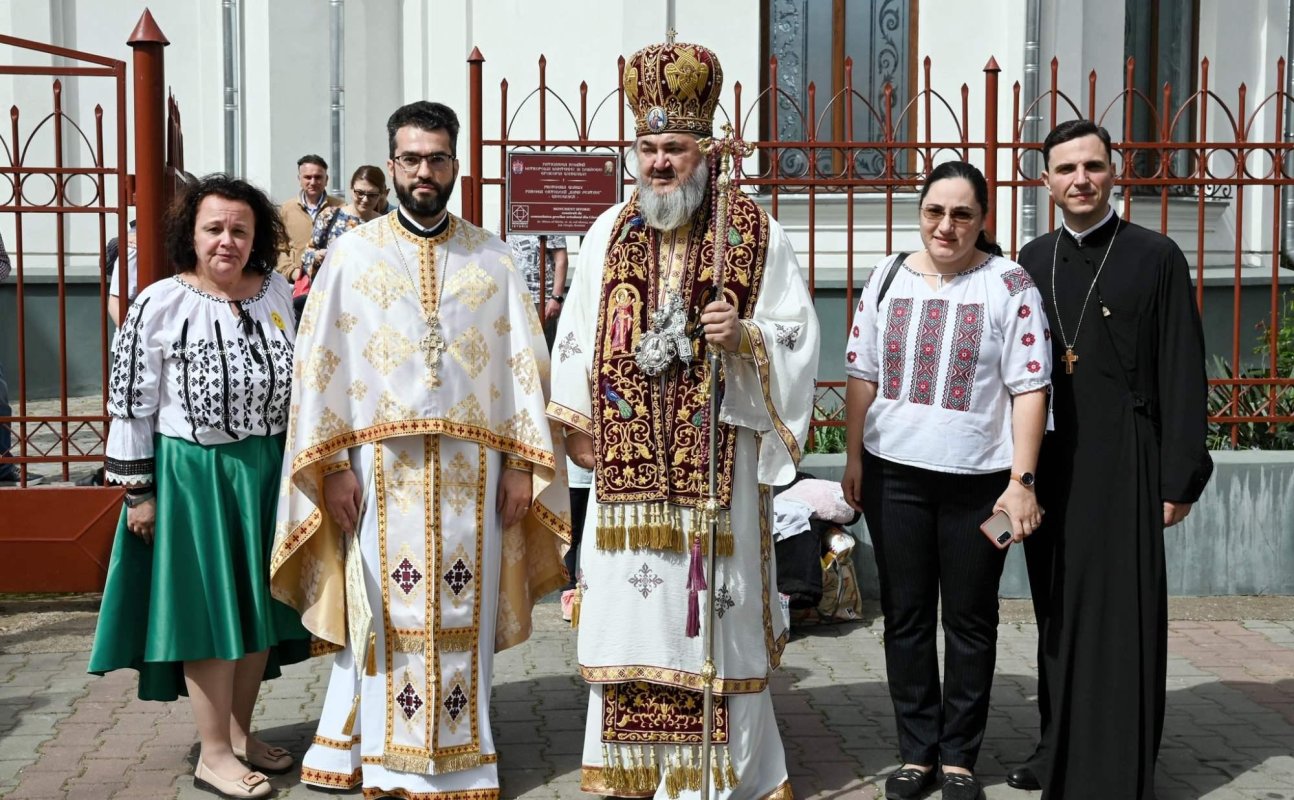 Episcopul Giurgiului la „biserica tinerilor” 290457