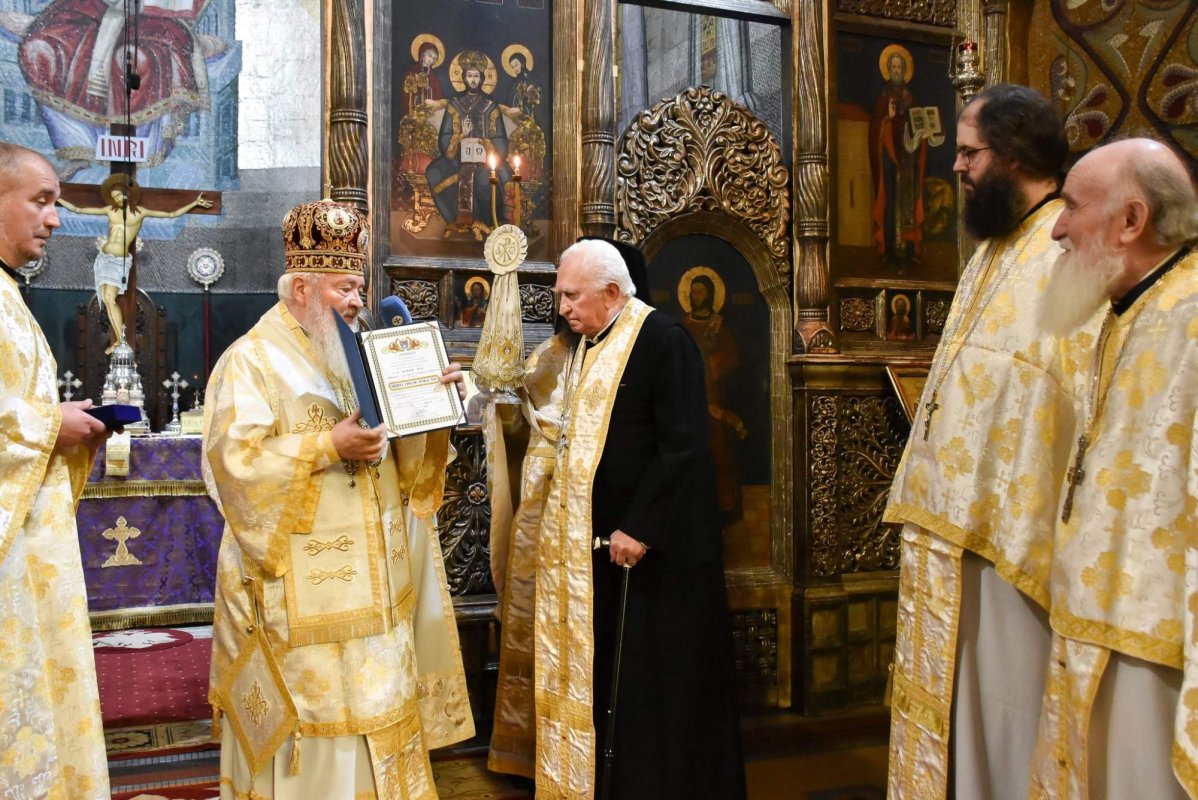 Slujiri arhiereşti la Cluj‑Napoca şi Bistriţa 290333