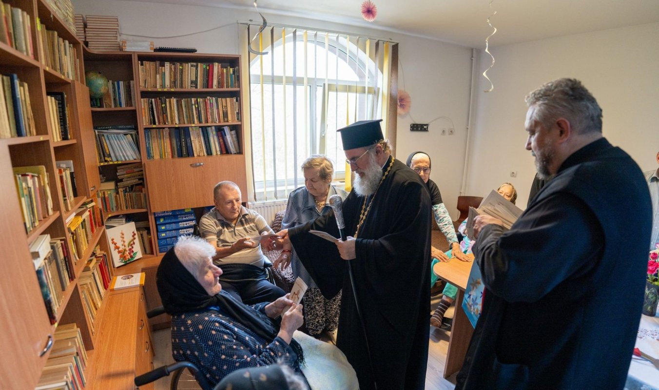 Zile de bucurie duhovnicească în Parohia Hârja 290435