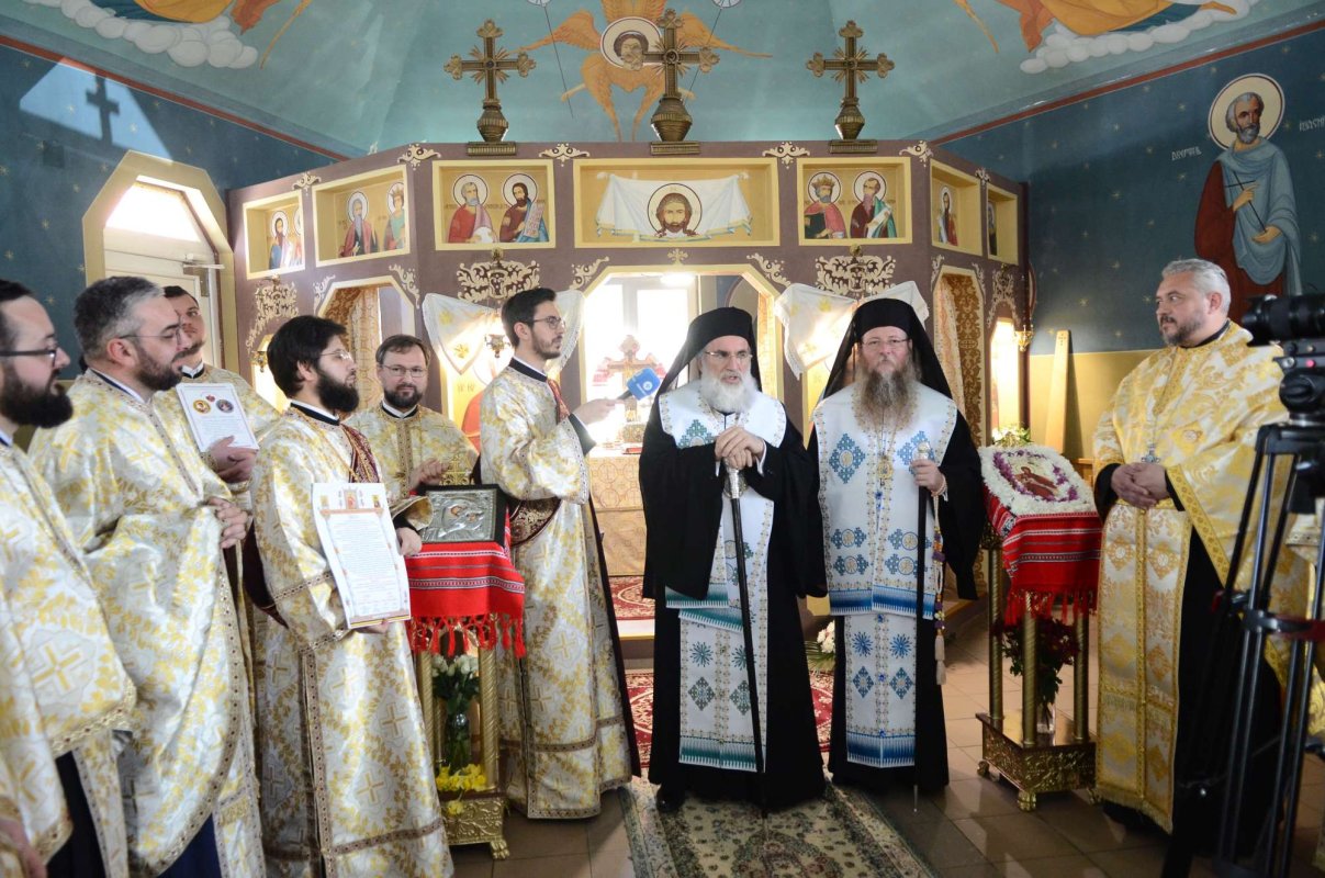 Zile de bucurie duhovnicească în Parohia Hârja 290437