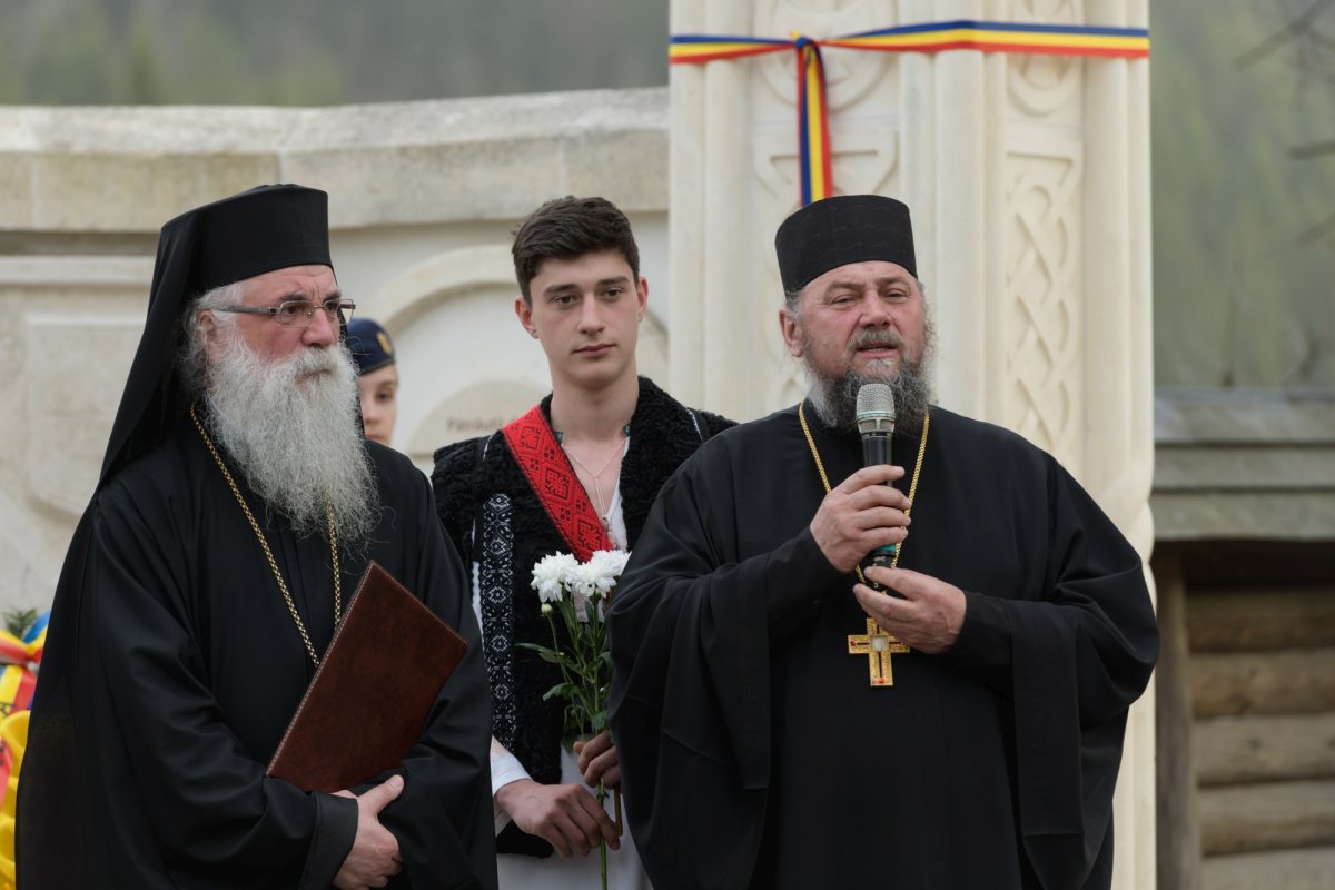 Comemorarea românilor uciși în Masacrul de la Fântâna Albă 290554