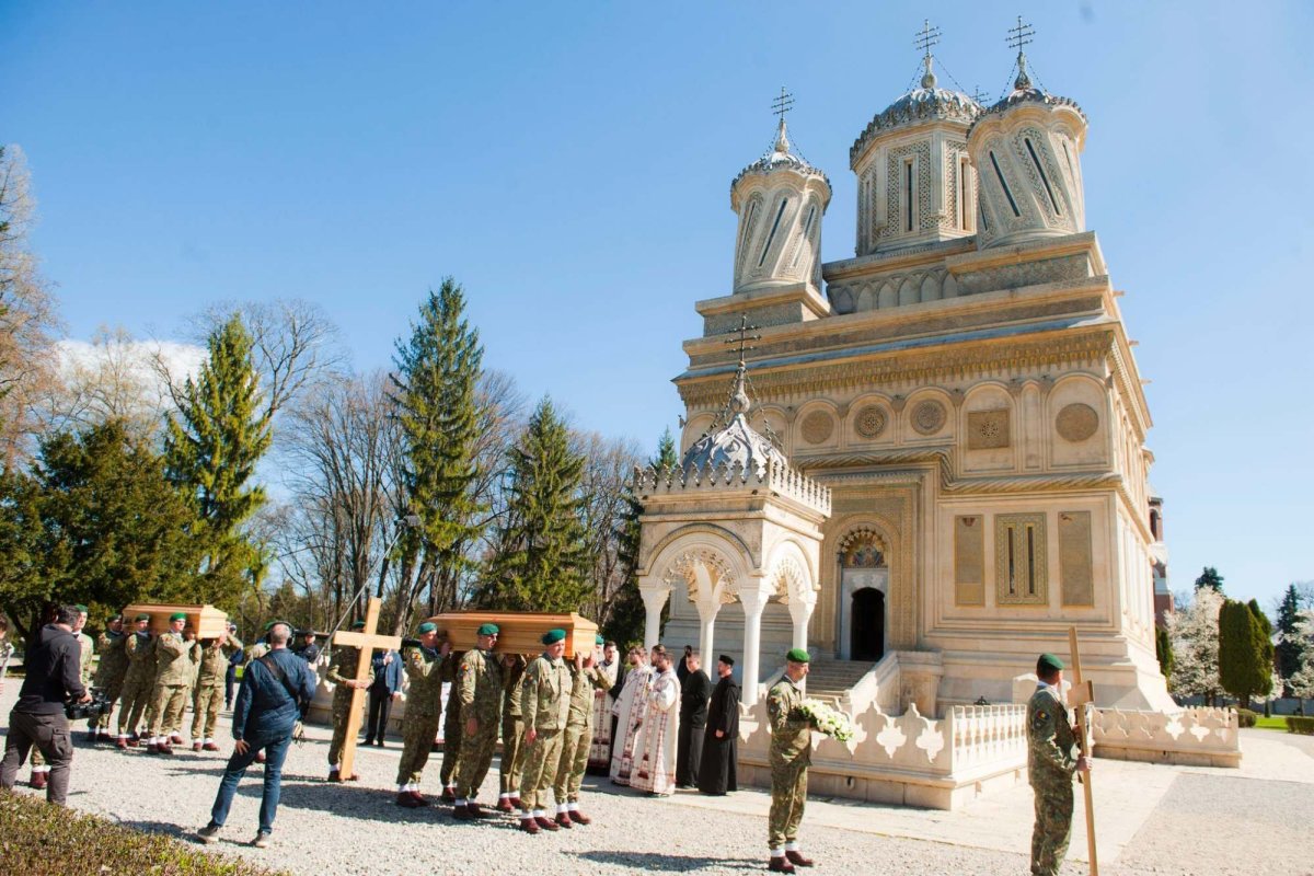 Principele regent Nicolae, reînhumat la Curtea de Argeş 290479