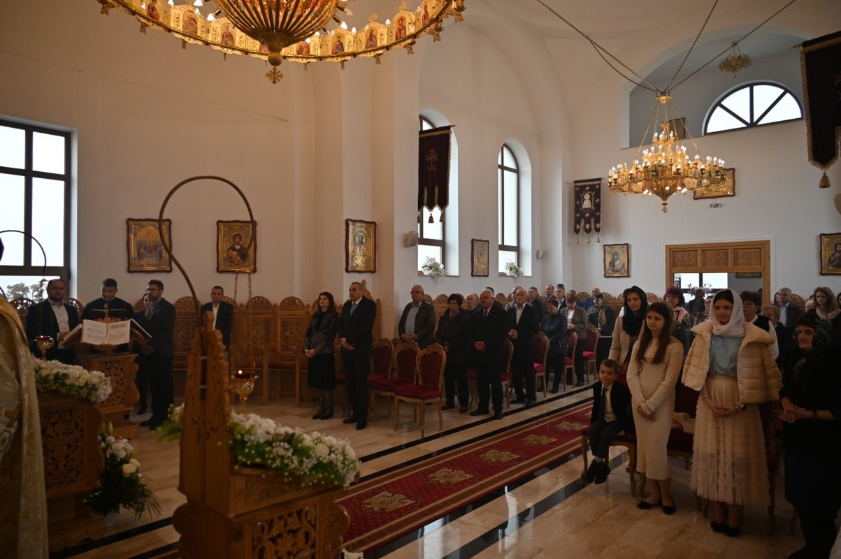 Slujire arhierească în Parohia Paleu, Episcopia Oradiei 290636