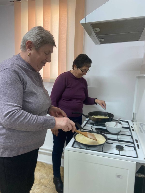 Lucrare filantropică la Centrul „Sfântul Meletie” din Alba Iulia 290088