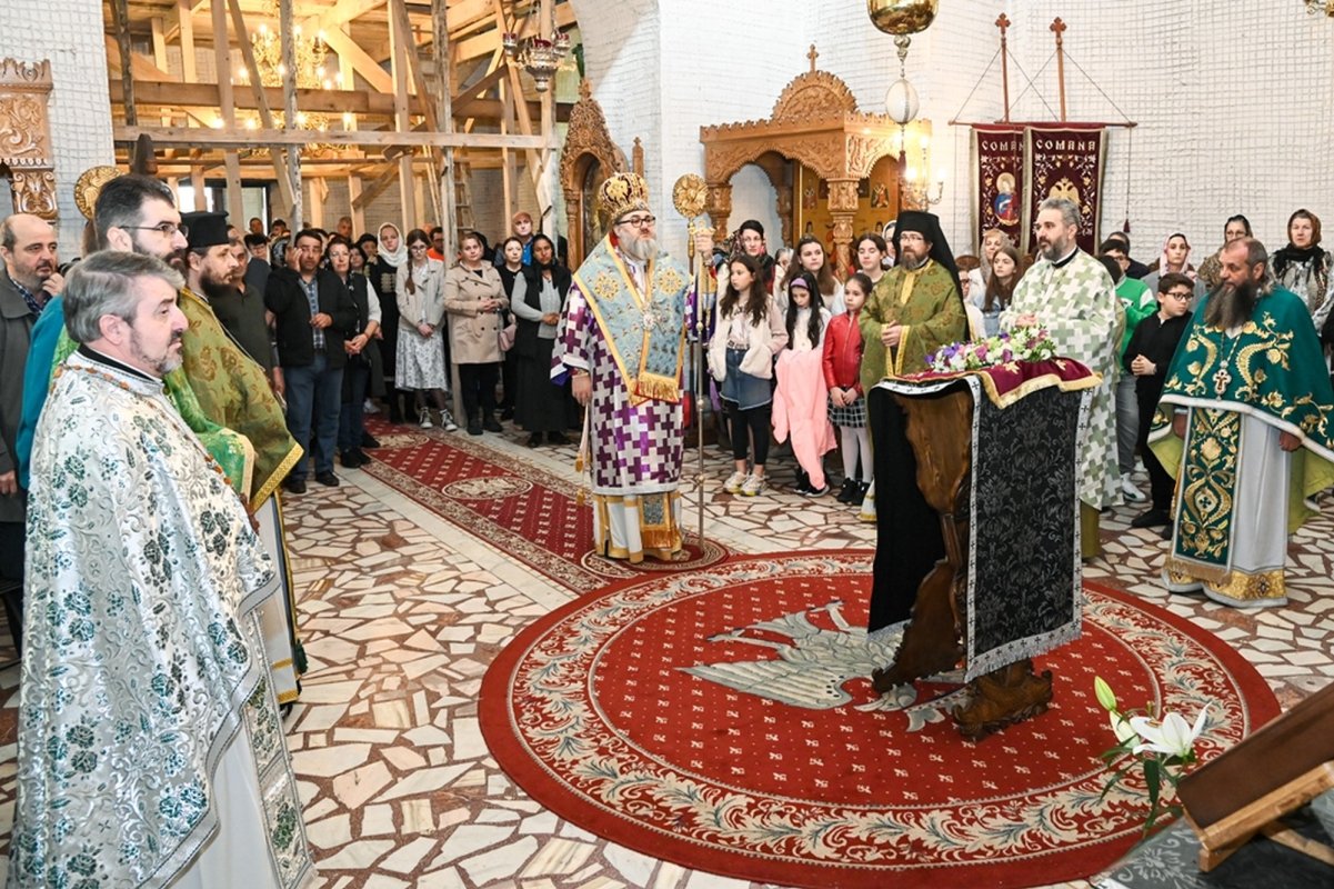 Duminica a 3-a a Postului Mare la Mănăstirea Comana 291185