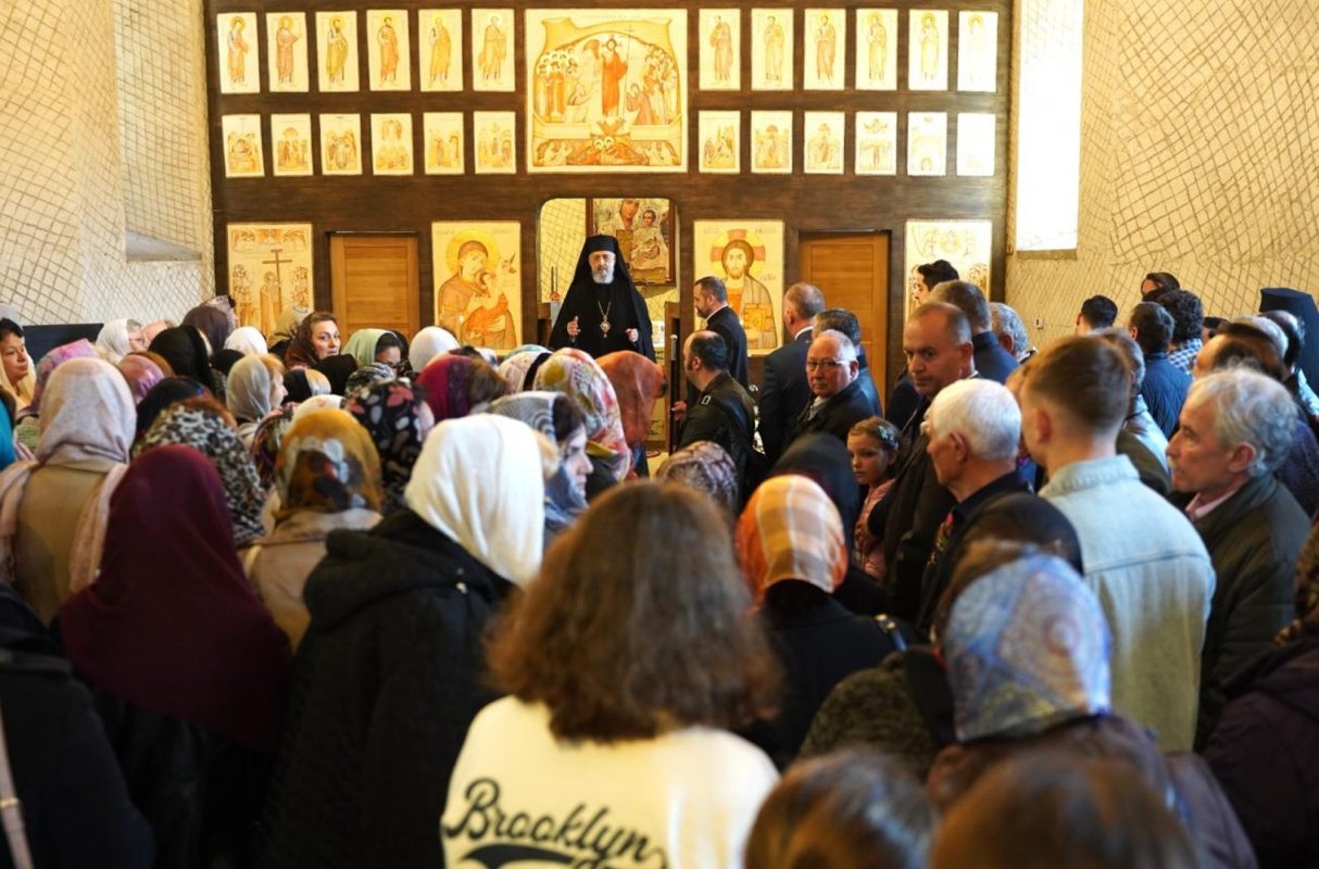 Hramul Mănăstirii „Sfânta Cruce” de la Aiud 291166