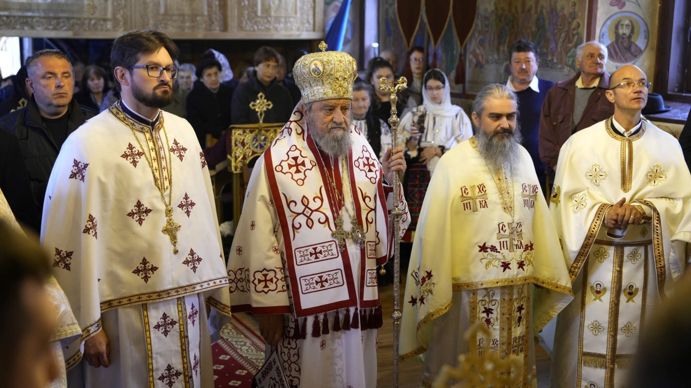 Binecuvântare arhierească pentru comunitatea din Cincșor, județul Brașov 291241