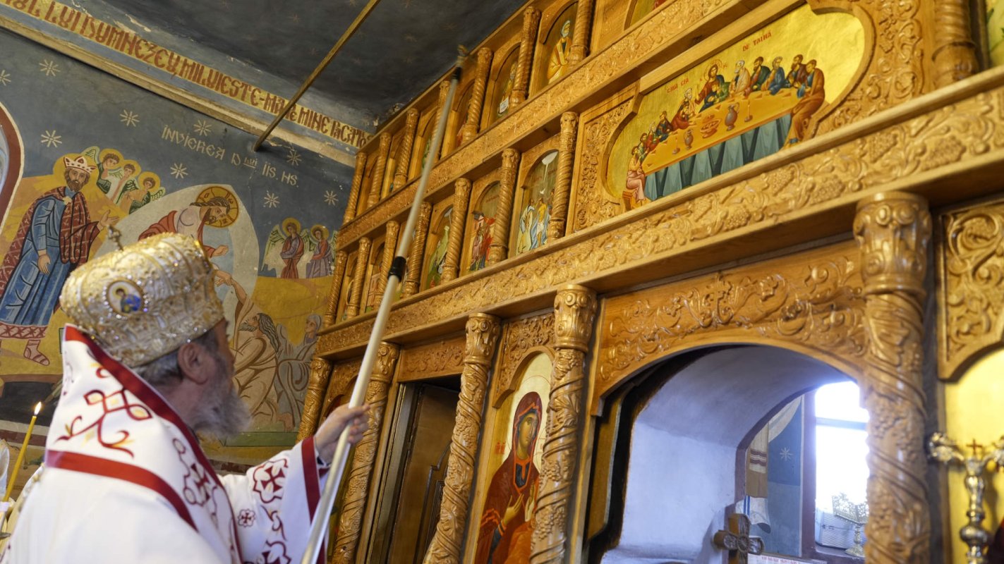 Binecuvântare arhierească pentru comunitatea din Cincșor, județul Brașov 291242