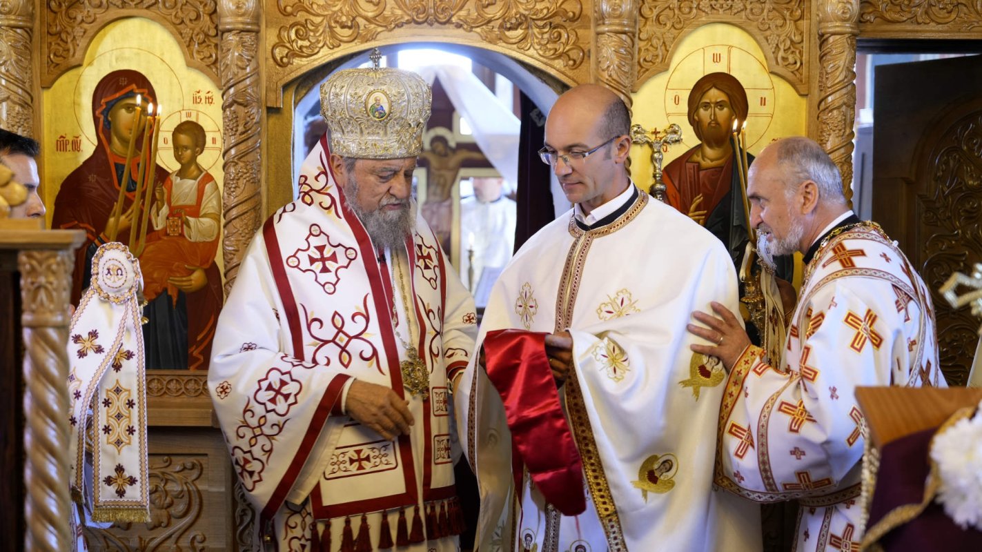 Binecuvântare arhierească pentru comunitatea din Cincșor, județul Brașov 291245