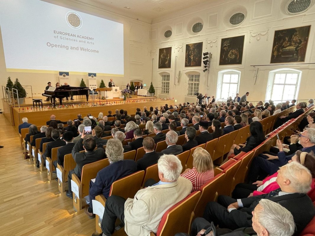 Întrunirea anuală a Academiei Europene de Științe și Arte din Salzburg 291252