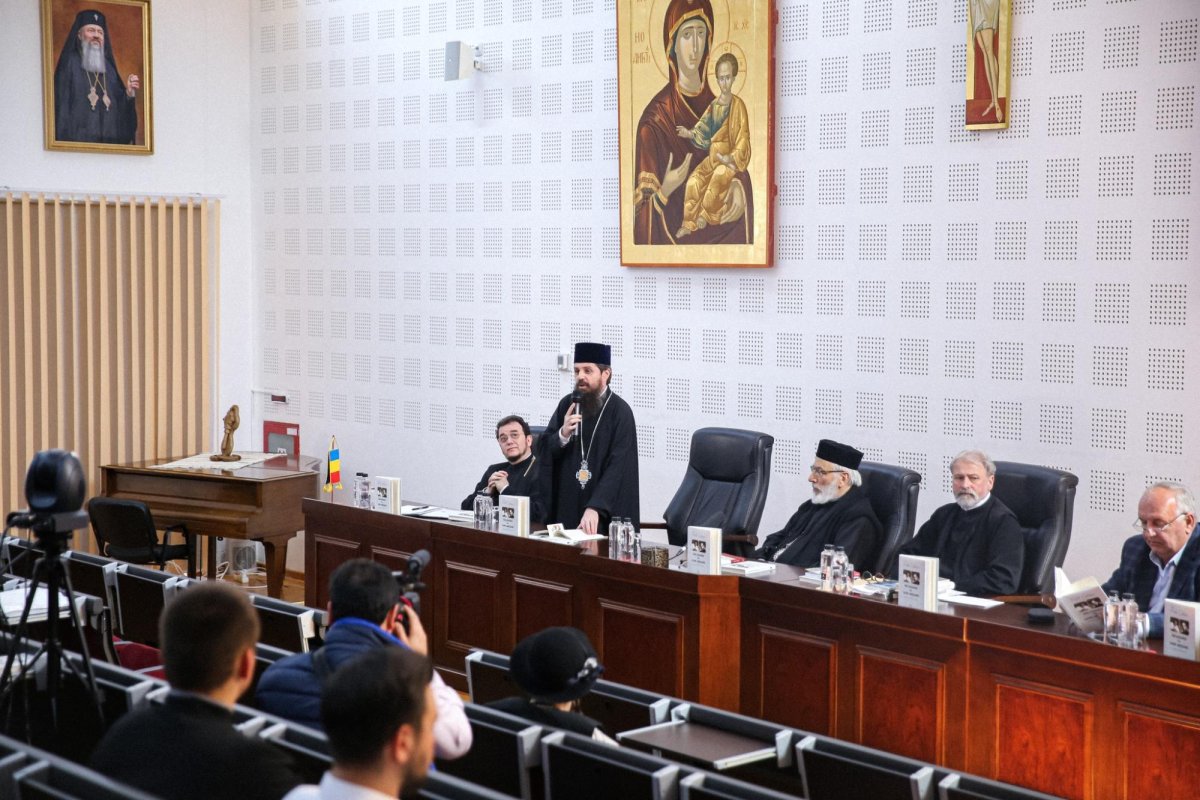 Lansarea volumului „Toată vremea-și are vreme” în limba maghiară la Cluj-Napoca 291450