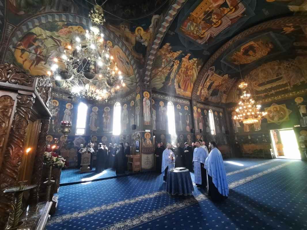 Cursuri de îndrumare duhovnicească la Mănăstirea Rebra-Parva 291585