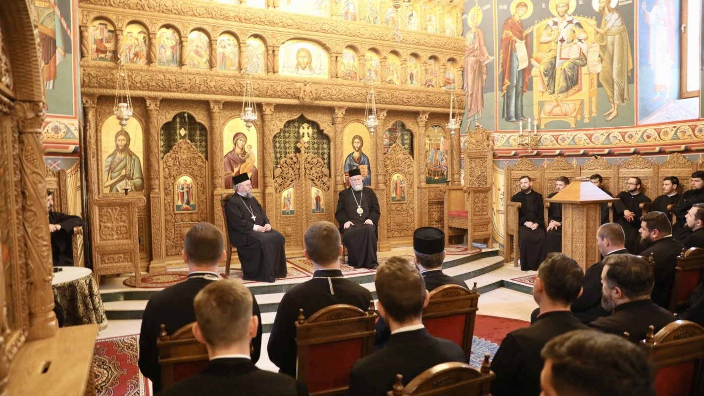 Cursuri pastorale la Mănăstirea Rohia, Maramureş 291591