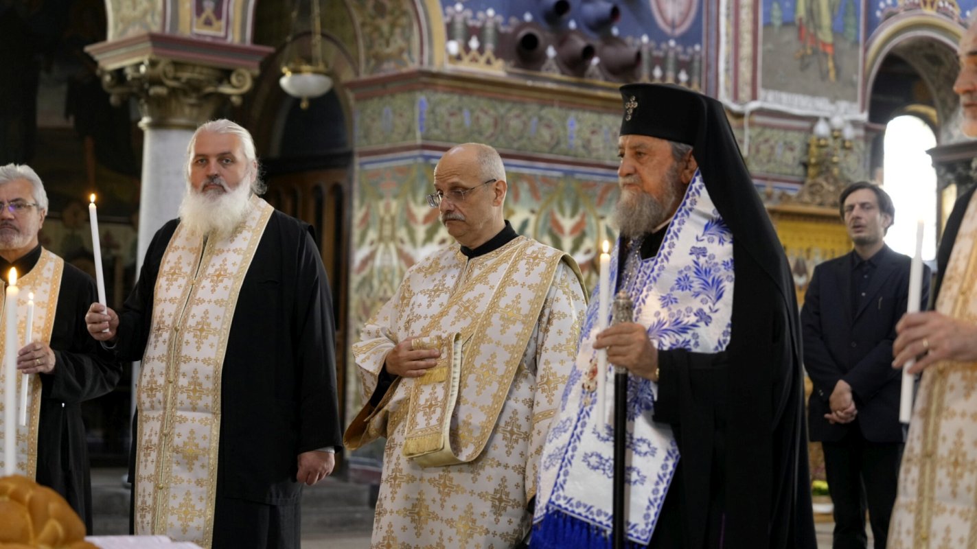 Părintele profesor Ioan Ică, pomenit la trei ani de la mutarea sa la Domnul 291786