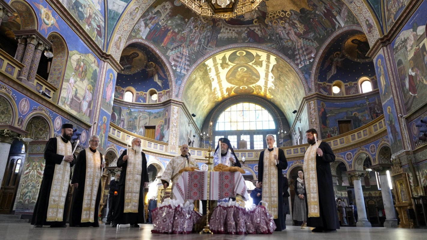 Părintele profesor Ioan Ică, pomenit la trei ani de la mutarea sa la Domnul 291789