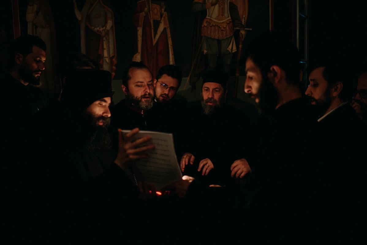 Cinstirea Sfântului Ipatie în vechea sa chinovie românească athonită 292126