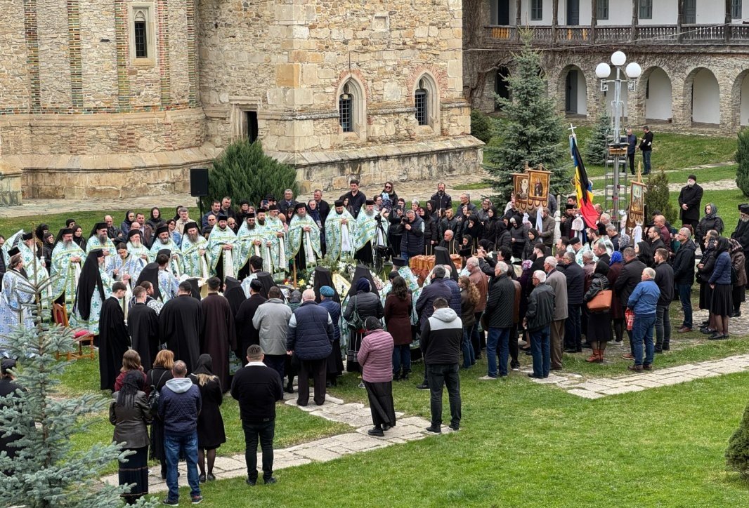 Prin suferință către Cereștile lăcașuri 292063