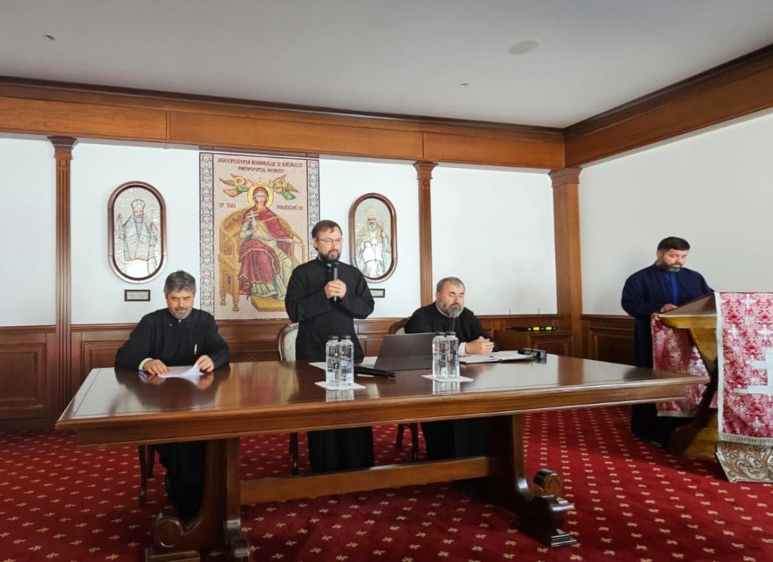 Ședință administrativă în Protoieria Moinești 292212