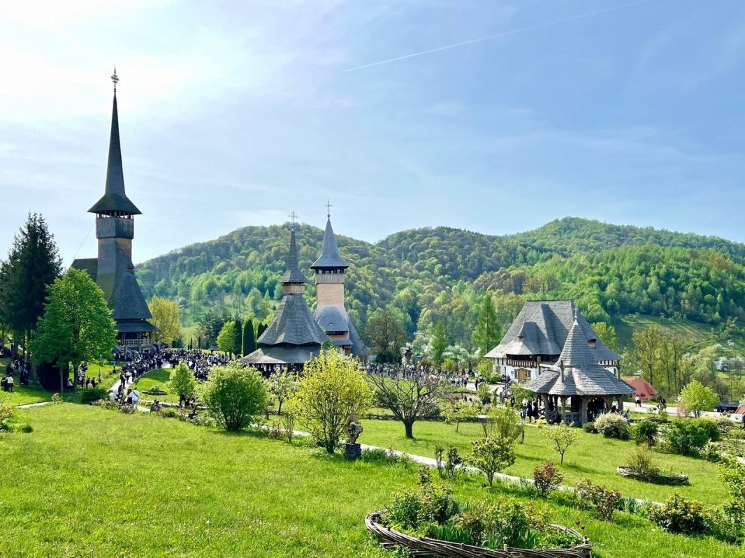 Sfânta Liturghie arhierească la Mănăstirea Bârsana, Maramureş 292223