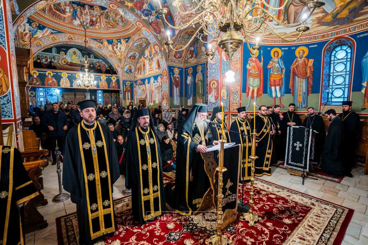 Prima denie din Postul Mare la paraclisul Mănăstirii „Sfântul Ioan cel Nou de la Suceava” 292357