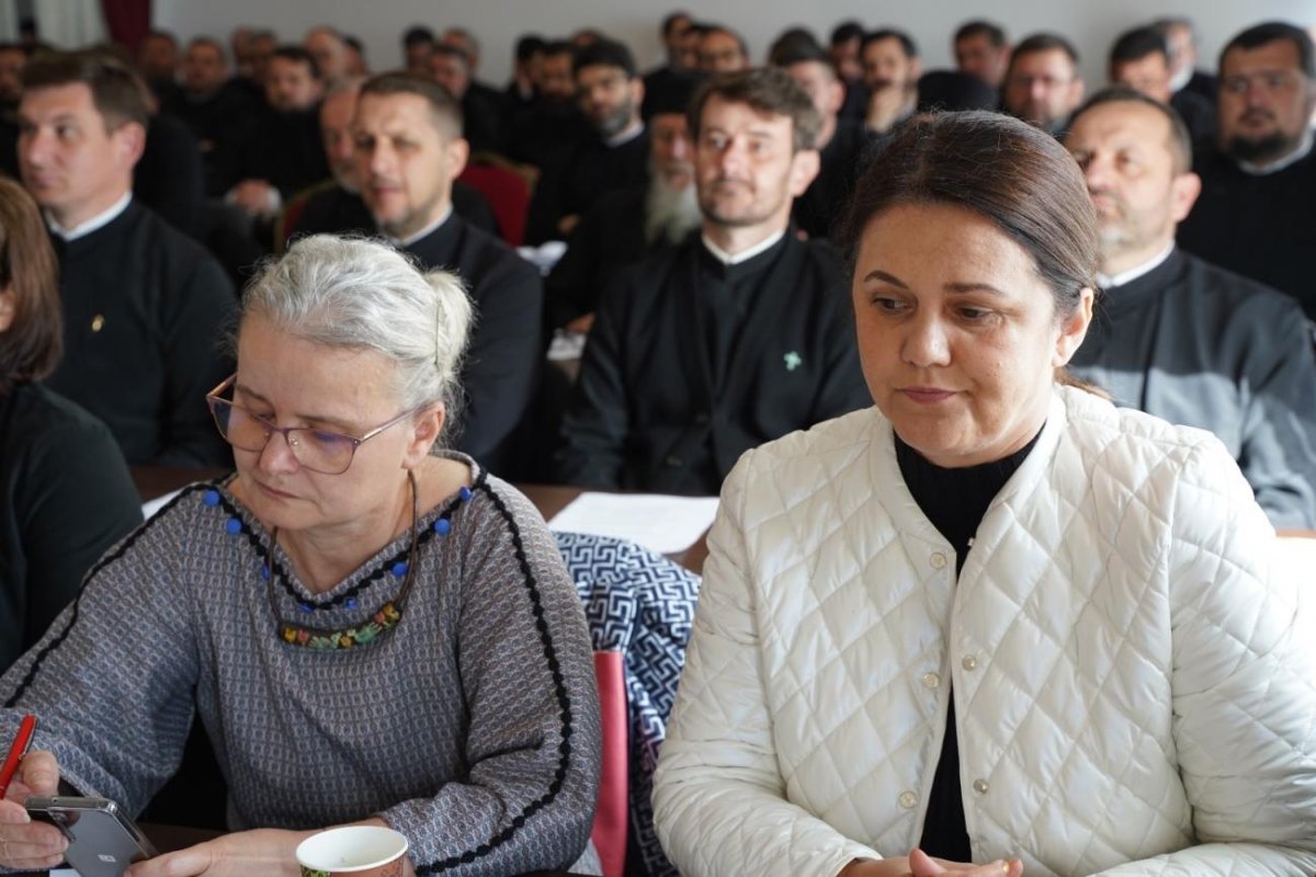 Evenimentul „Patrimoniul cultural religios: «Un trecut pentru viitor»” la Alba Iulia 292444