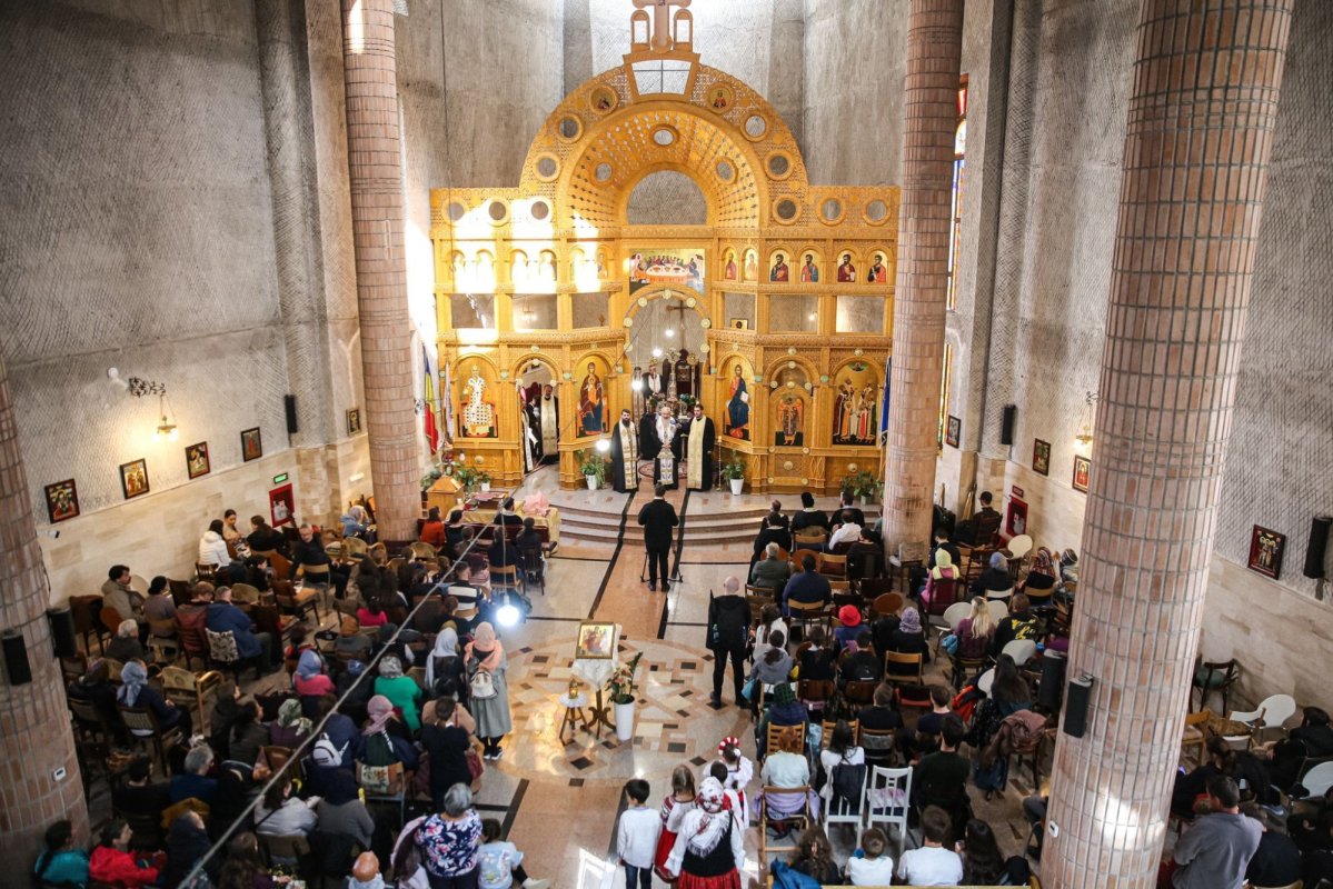 Pelerinajul Tinerilor pe Jos de la Iclod la Mănăstirea Nicula, ediția a 14-a 292635