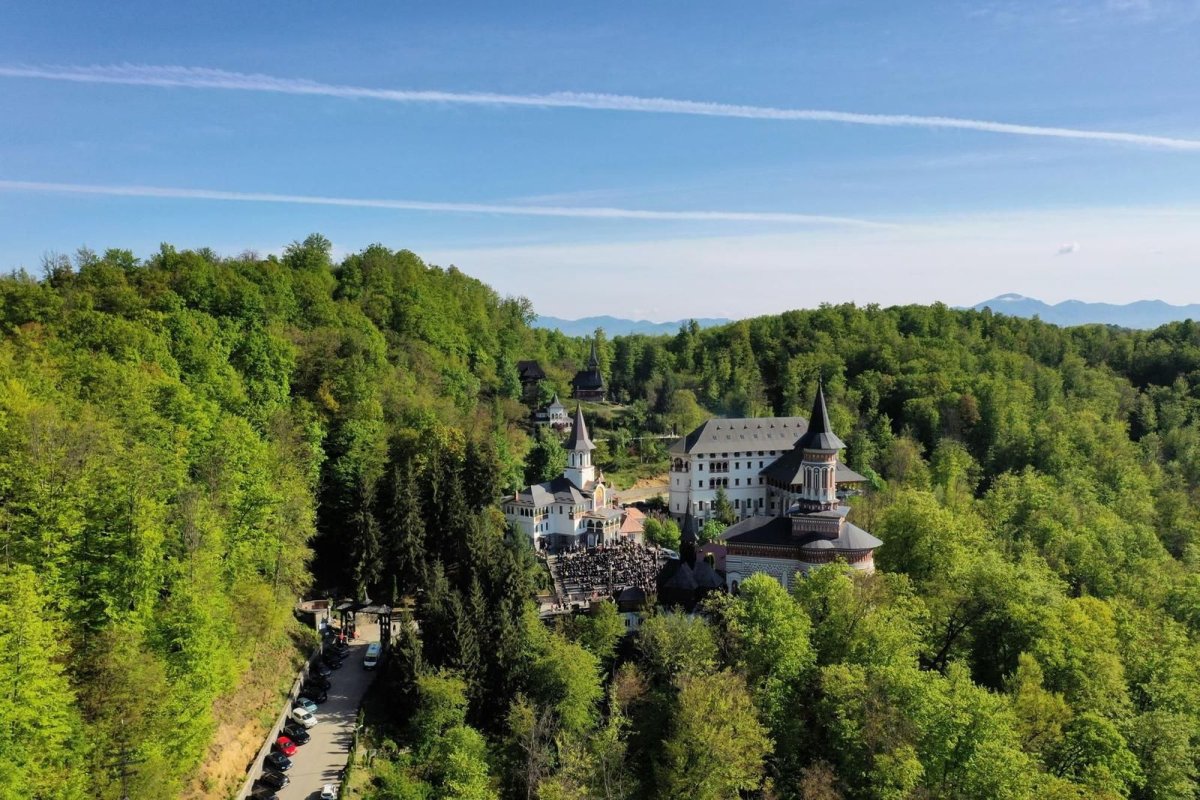 Trei decenii de arhierie sărbătoriţi de Preasfinţitul Părinte Episcop Iustin 292721