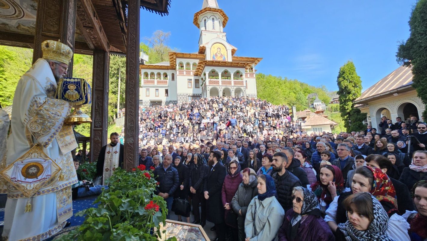 Trei decenii de arhierie sărbătoriţi de Preasfinţitul Părinte Episcop Iustin 292727