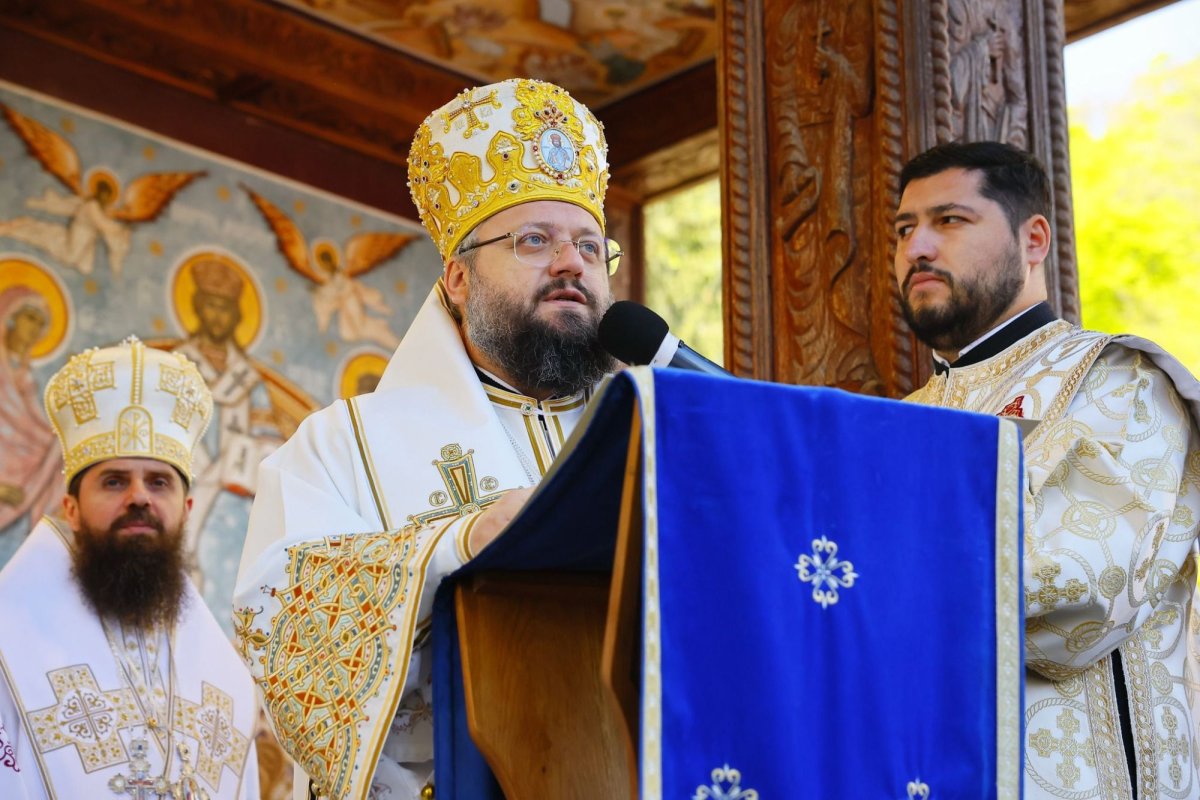 Trei decenii de arhierie sărbătoriţi de Preasfinţitul Părinte Episcop Iustin 292729