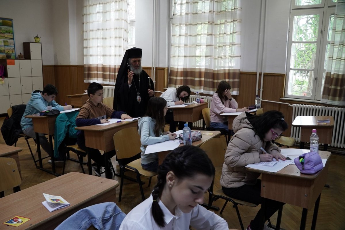 Olimpiada „Cultură şi spiritualitate românească” la Dunărea de Jos 292882