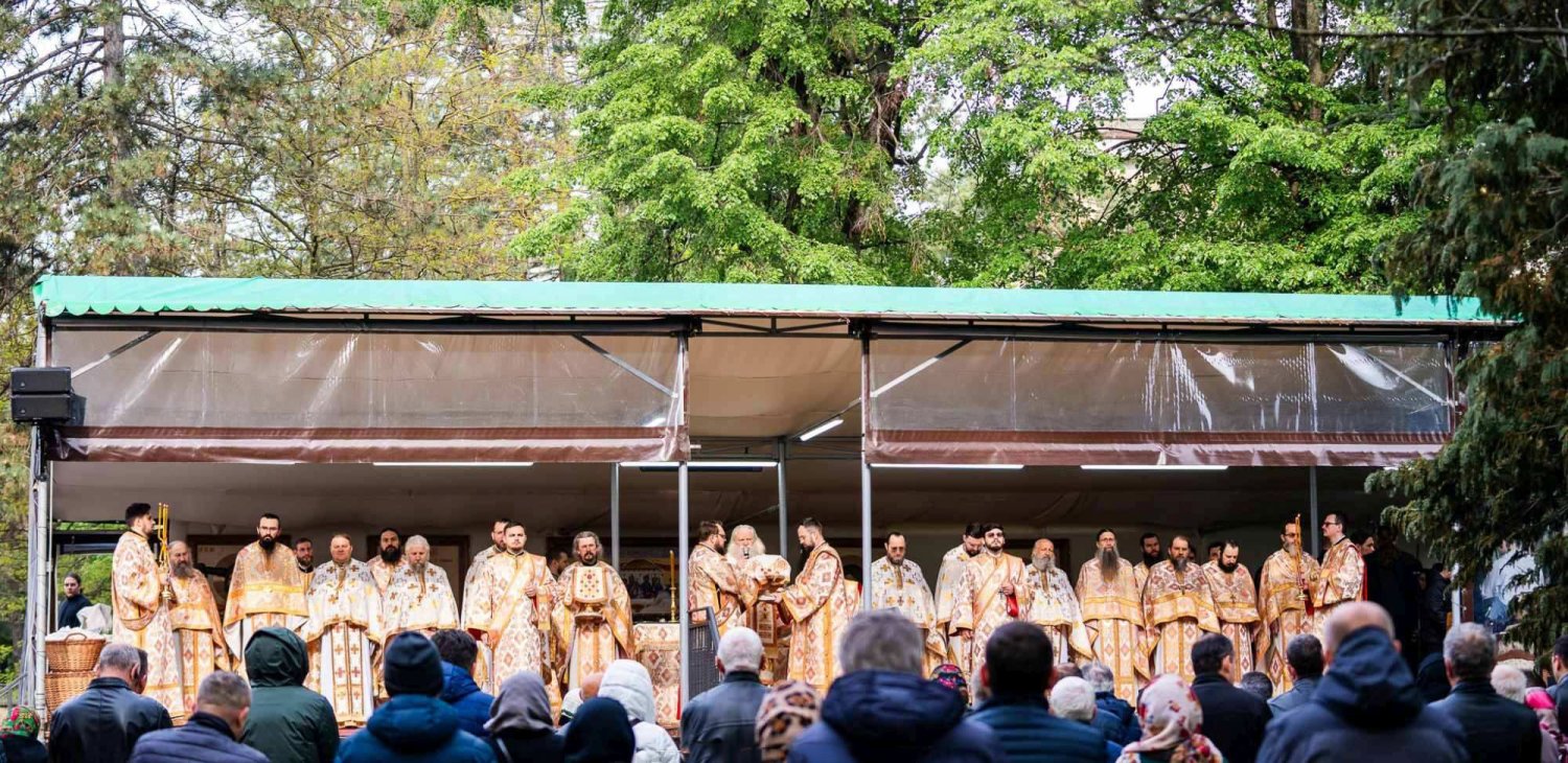 Duminica a 5-a din Post la Mănăstirea Sfântului Ioan cel Nou de la Suceava 292976