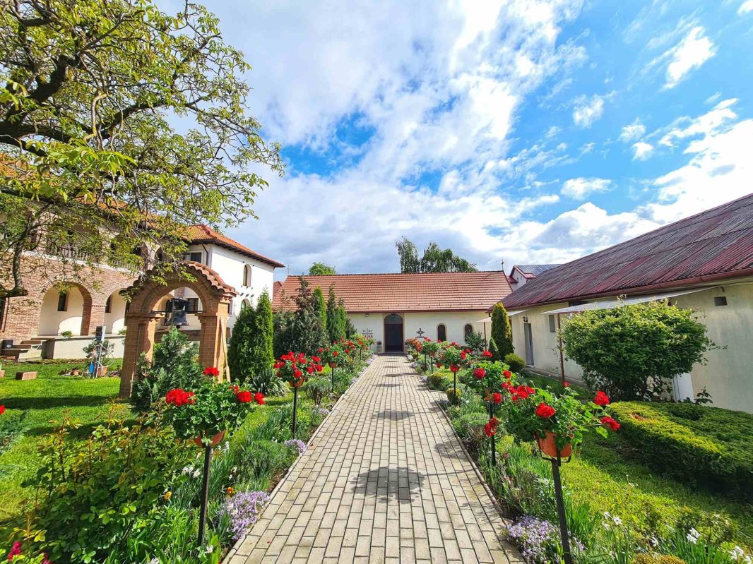 Piatră de temelie pentru biserica Mănăstirii „Sfânta Elisabeta” din Cluj-Napoca 293235