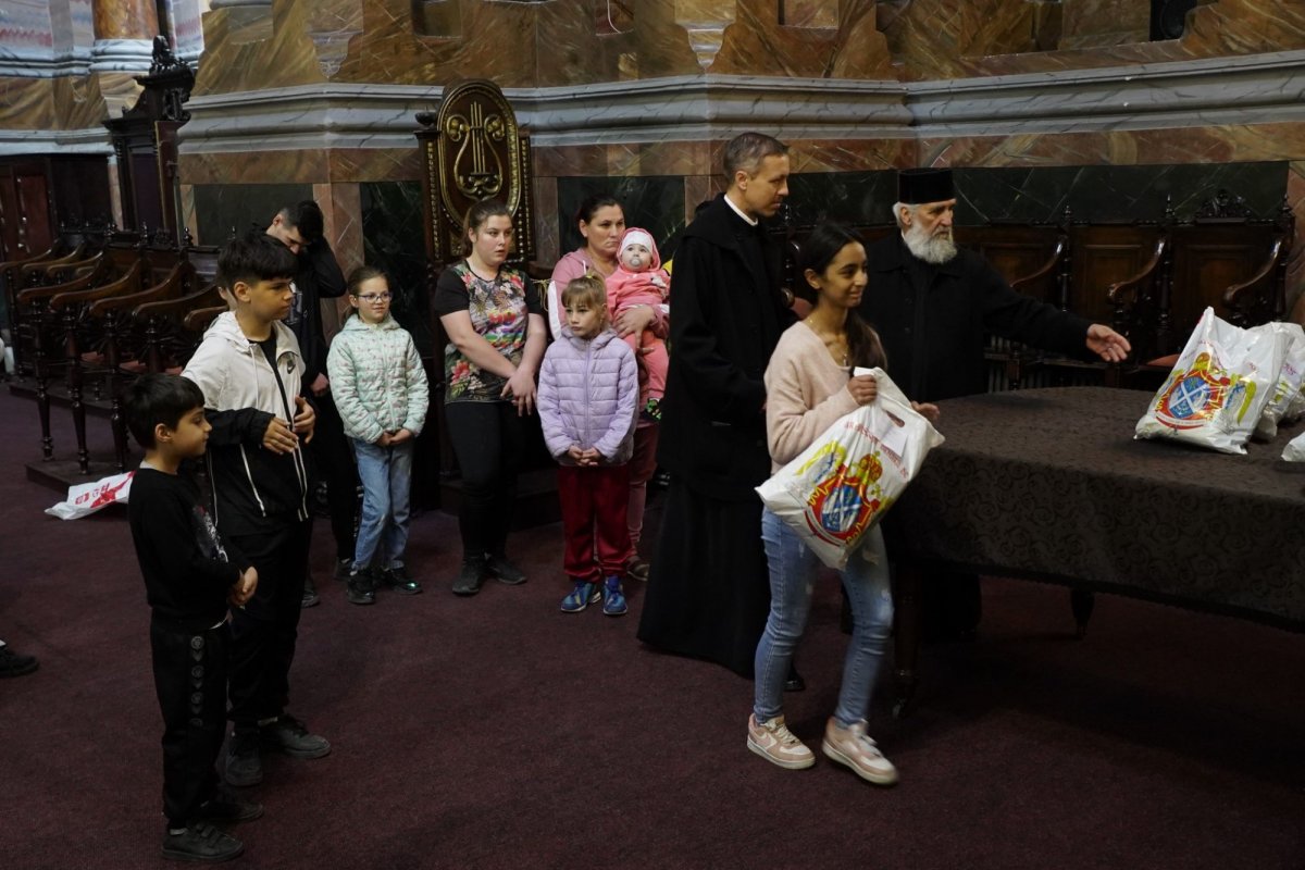 Conferinţă preoţească şi debutul programului „Ne înnoim de Sfintele Paşti” 293381