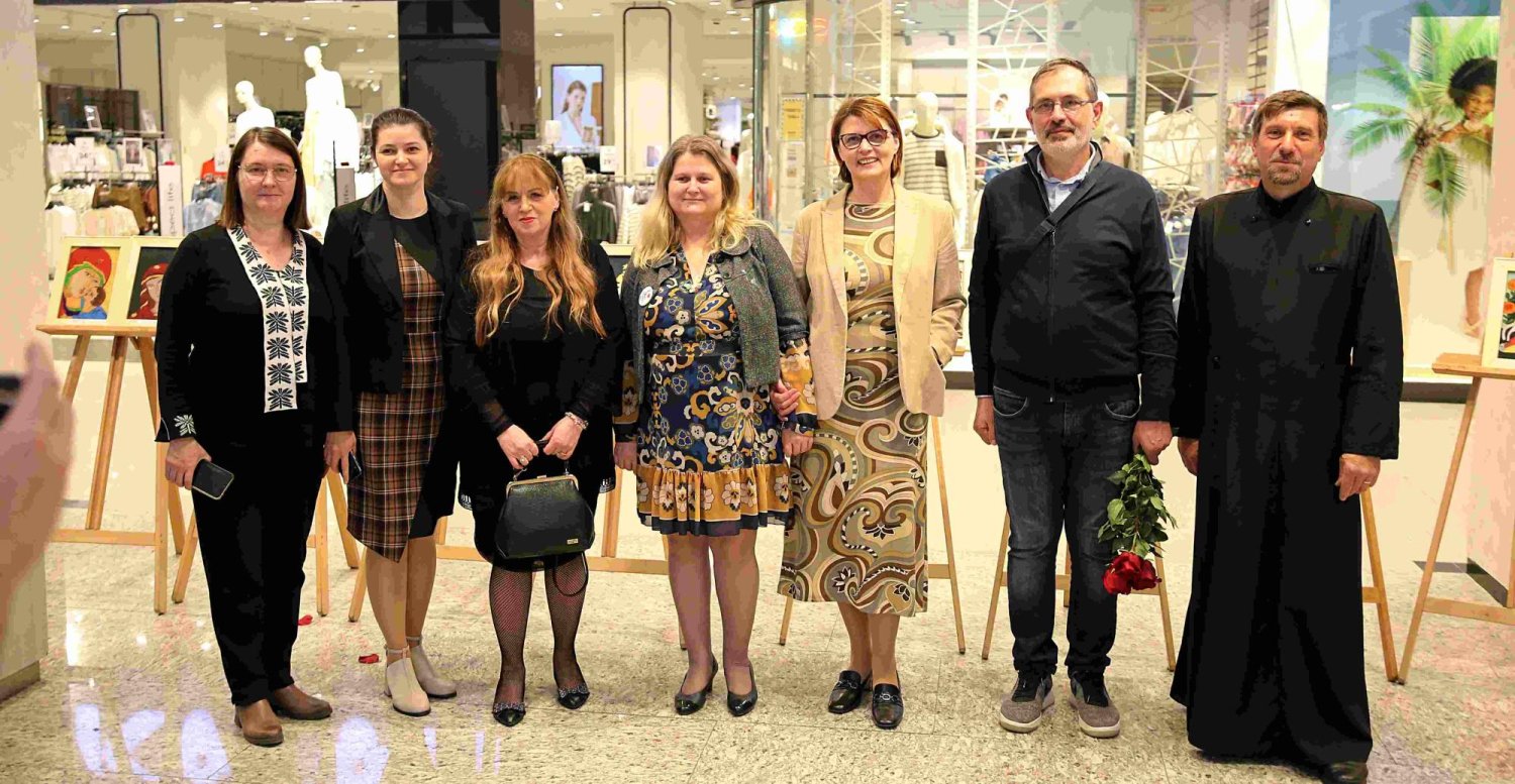 Expoziția „Biruința Învierii Domnului”, la Iulius Mall Iași 293378