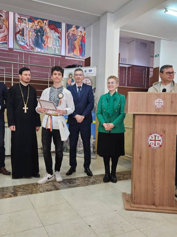 Experiențele adolescenţilor într-un eseu tematic: „Credința - izvor de tămăduire” 292464