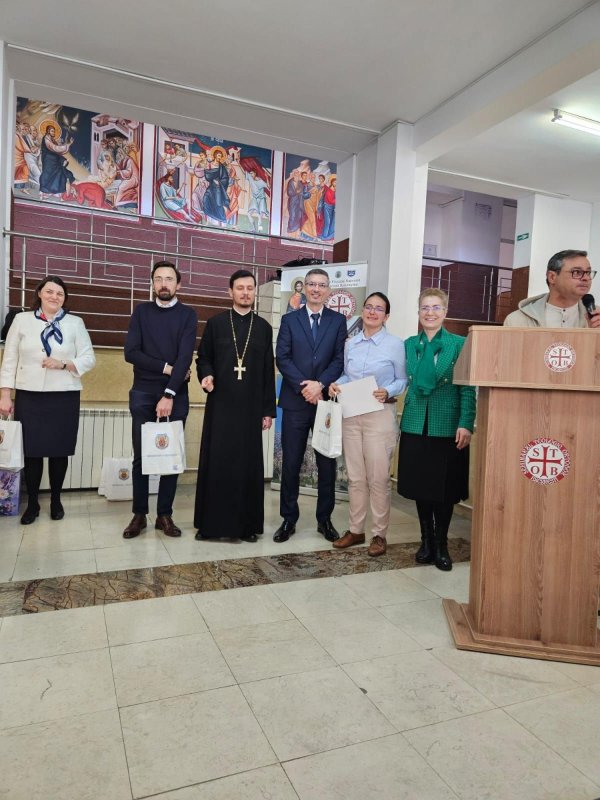 Experiențele adolescenţilor într-un eseu tematic: „Credința - izvor de tămăduire” 292469