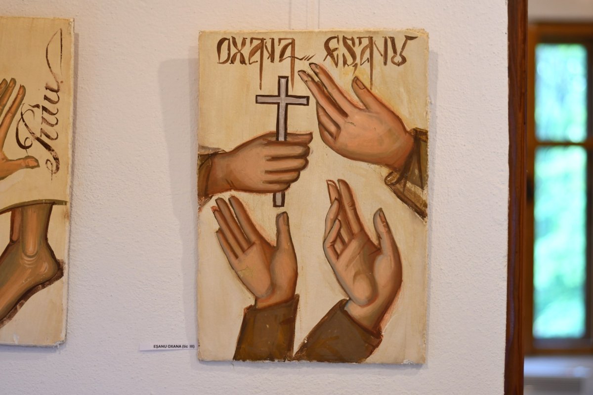 Expoziție de icoane la Muzeul „Dimitrie Gusti” din București 293838