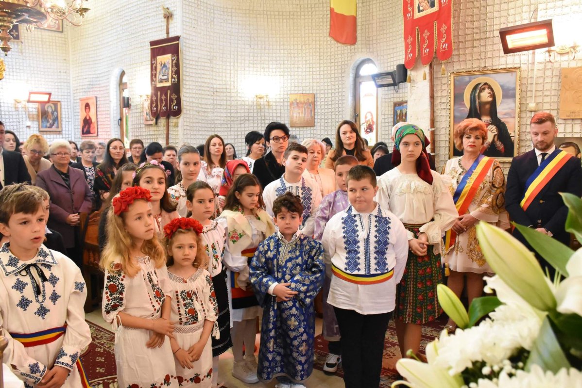 Hramul Bisericii „Intrarea Domnului în Ierusalim” din Florești 293779