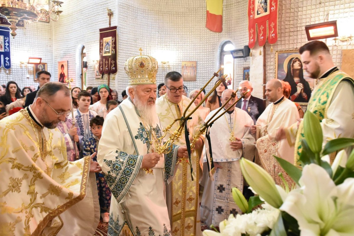 Hramul Bisericii „Intrarea Domnului în Ierusalim” din Florești 293781