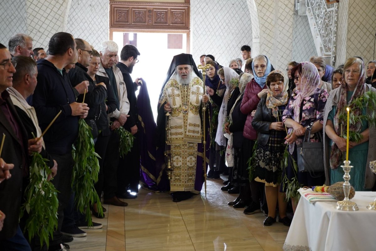 Binecuvântare pentru slujire la un schit din judeţul Galaţi 293924