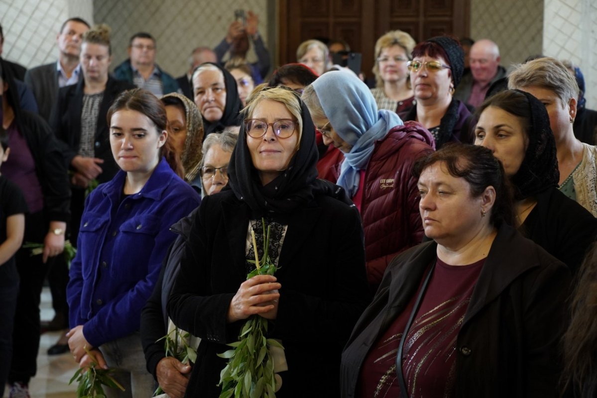 Binecuvântare pentru slujire la un schit din judeţul Galaţi 293925