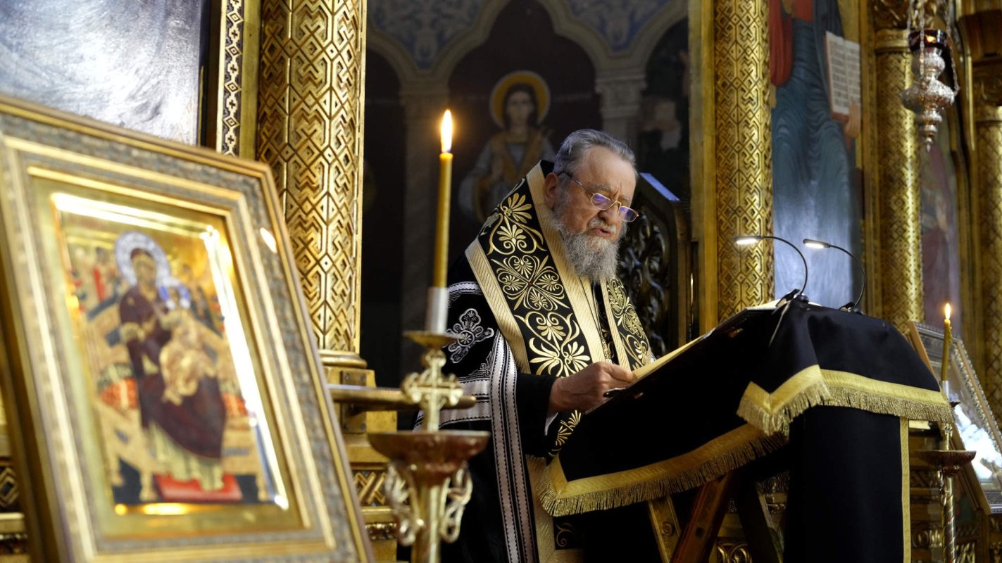 Deniile din Săptămâna Pătimirilor săvârșite la Catedrala Mitropolitană din Sibiu 293954