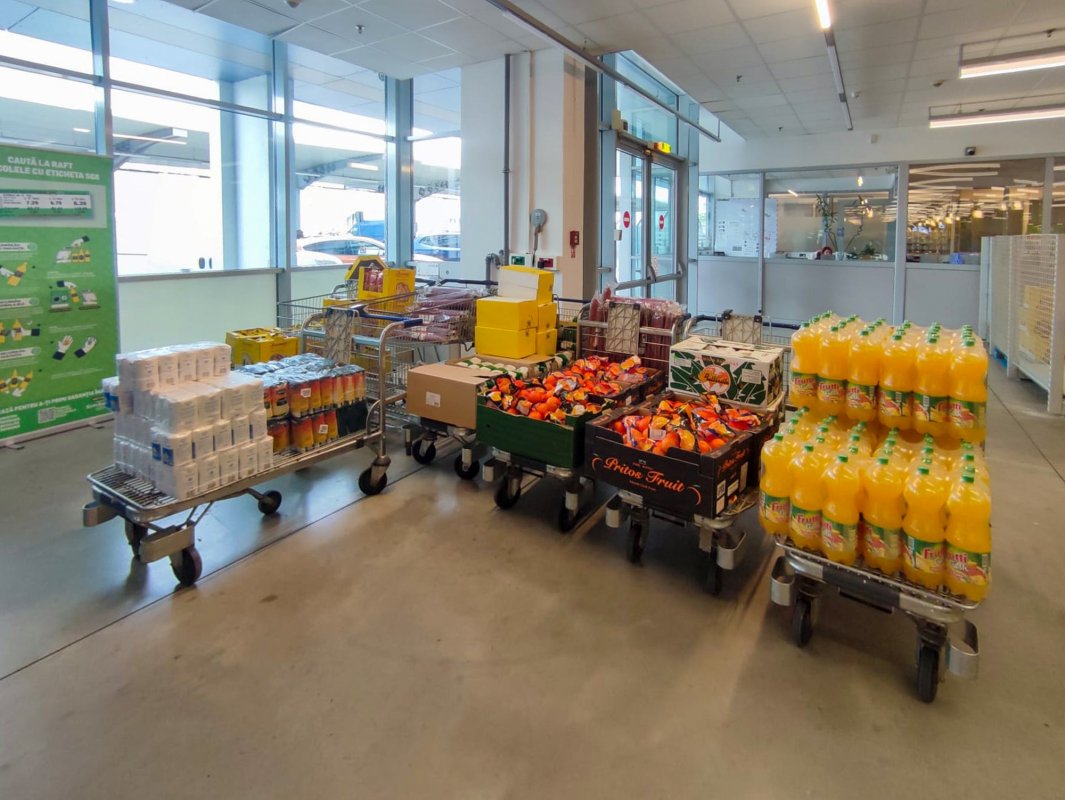 Bucurii prepascale pentru nevoiași la o parohie din Capitală 294135