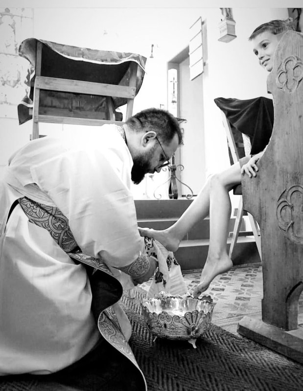 Rânduiala spălării picioarelor într-o parohie românească din Austria 294081