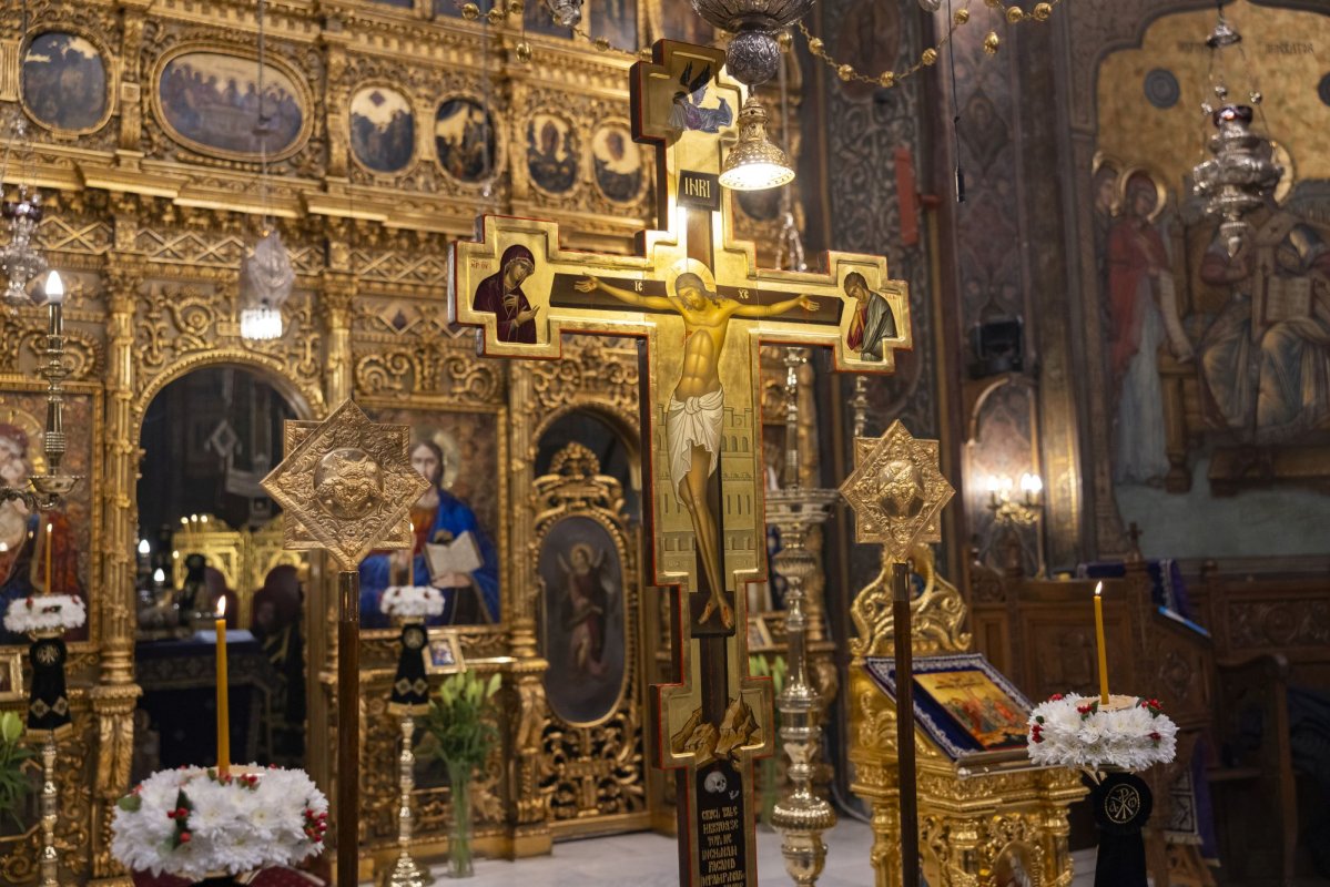 Rememorarea Pătimirilor Mântuitorului la Catedrala Patriarhală 294172