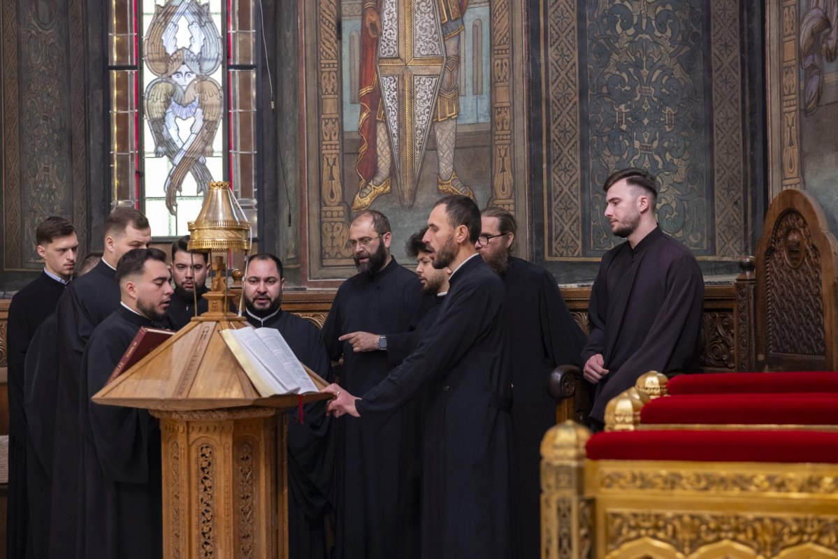 Sfântul Epitaf a fost așezat spre închinare la Catedrala Patriarhală 294195