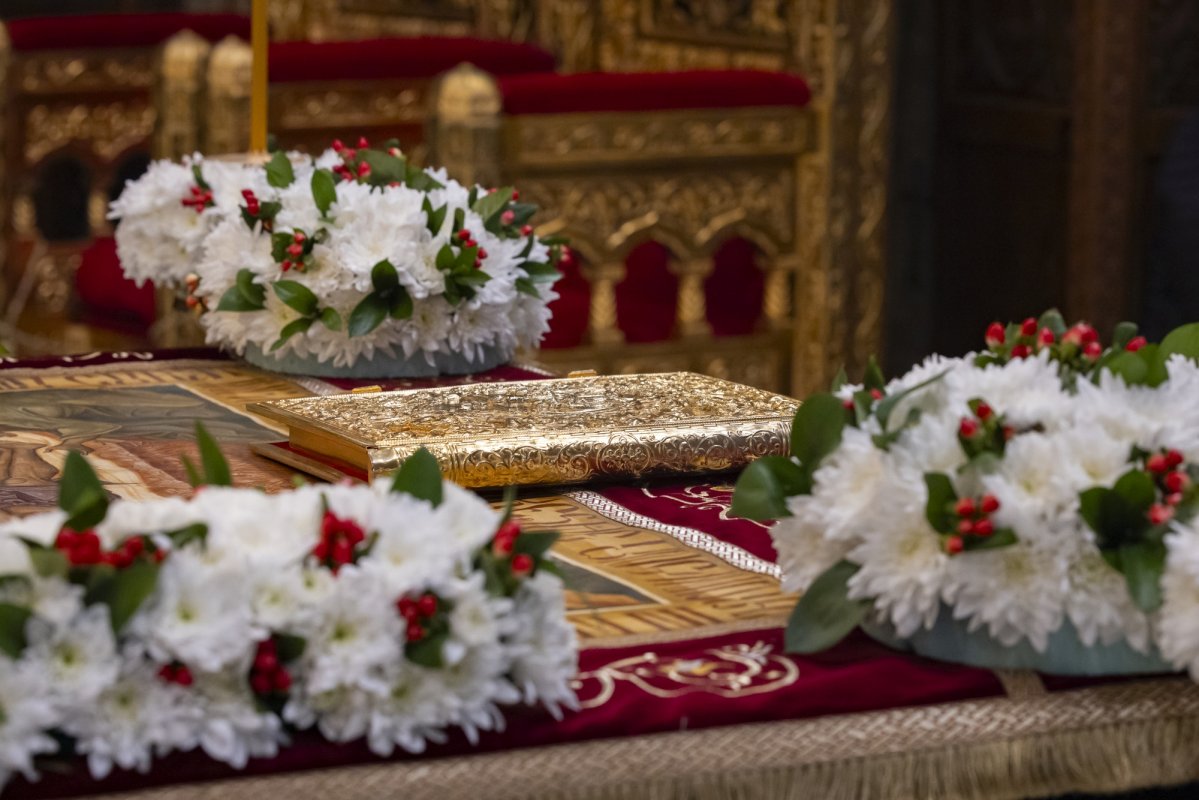 Sfântul Epitaf a fost așezat spre închinare la Catedrala Patriarhală 294207