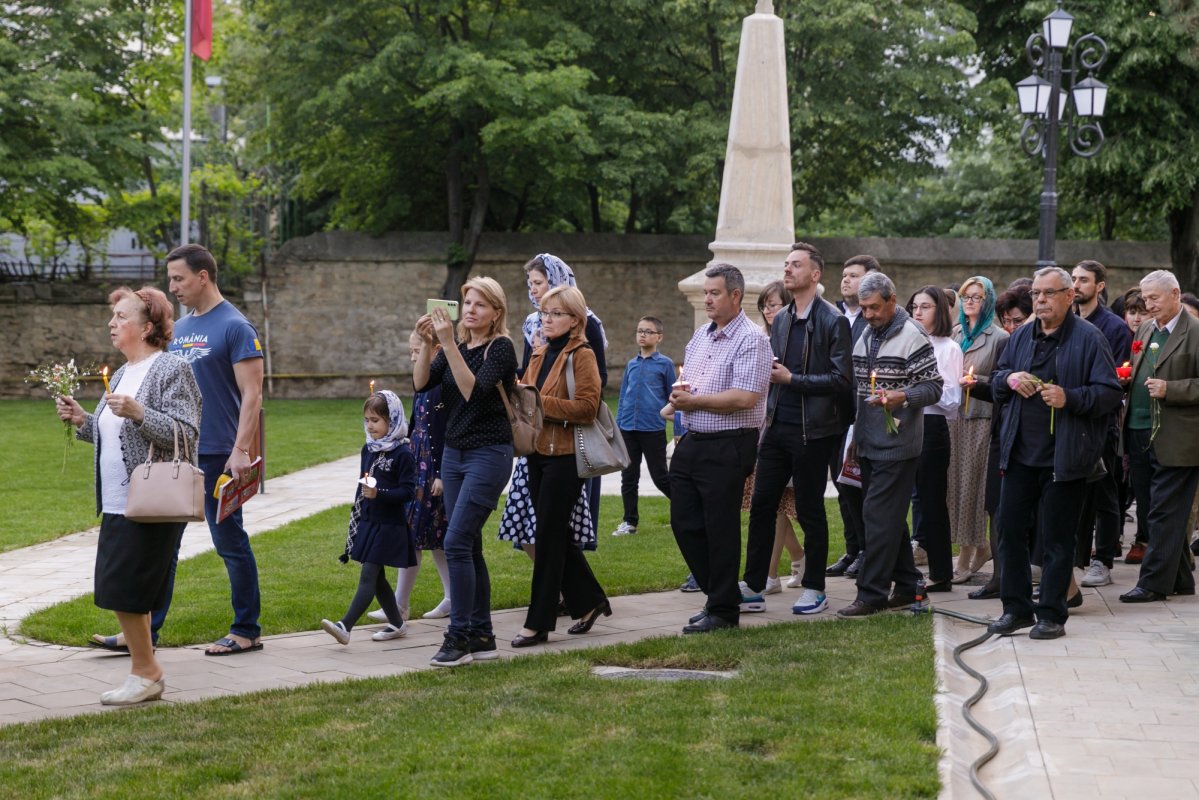 Denia Prohodului Domnului Hristos, la Mănăstirea Bărboi din Iași 294324